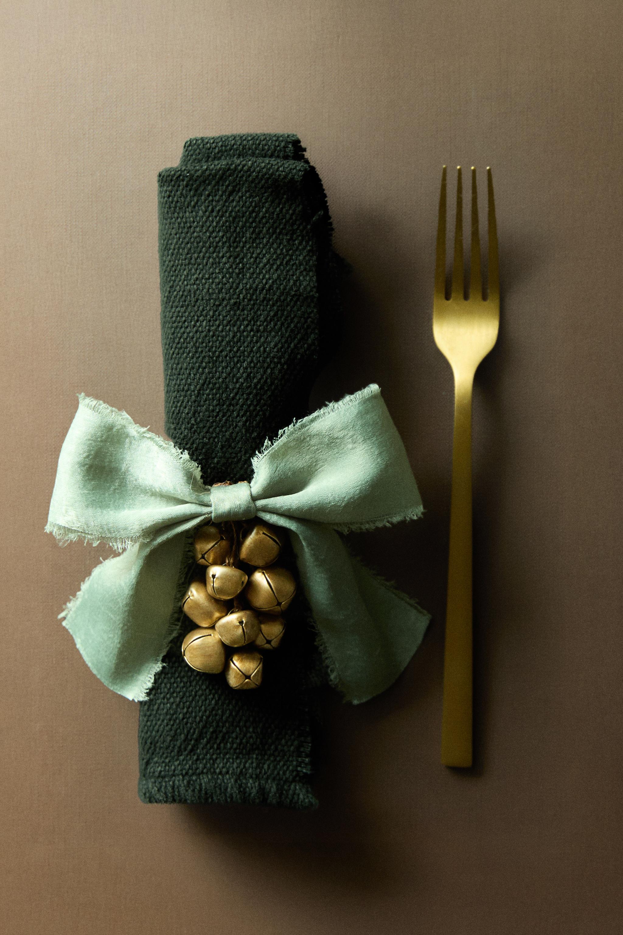 SET OF CHRISTMAS SLEIGH BELL NAPKIN RINGS (SET OF 2)